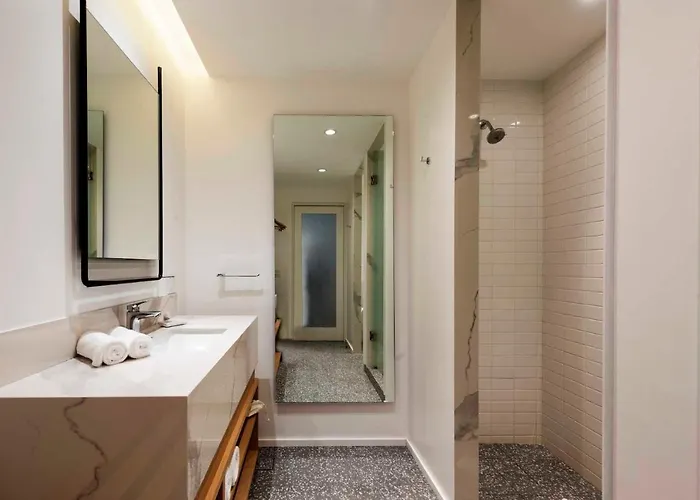 V65 Mx Apartment